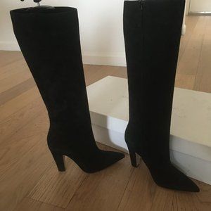 Manolo Blahnik Size 36/6 Black Suede Boots